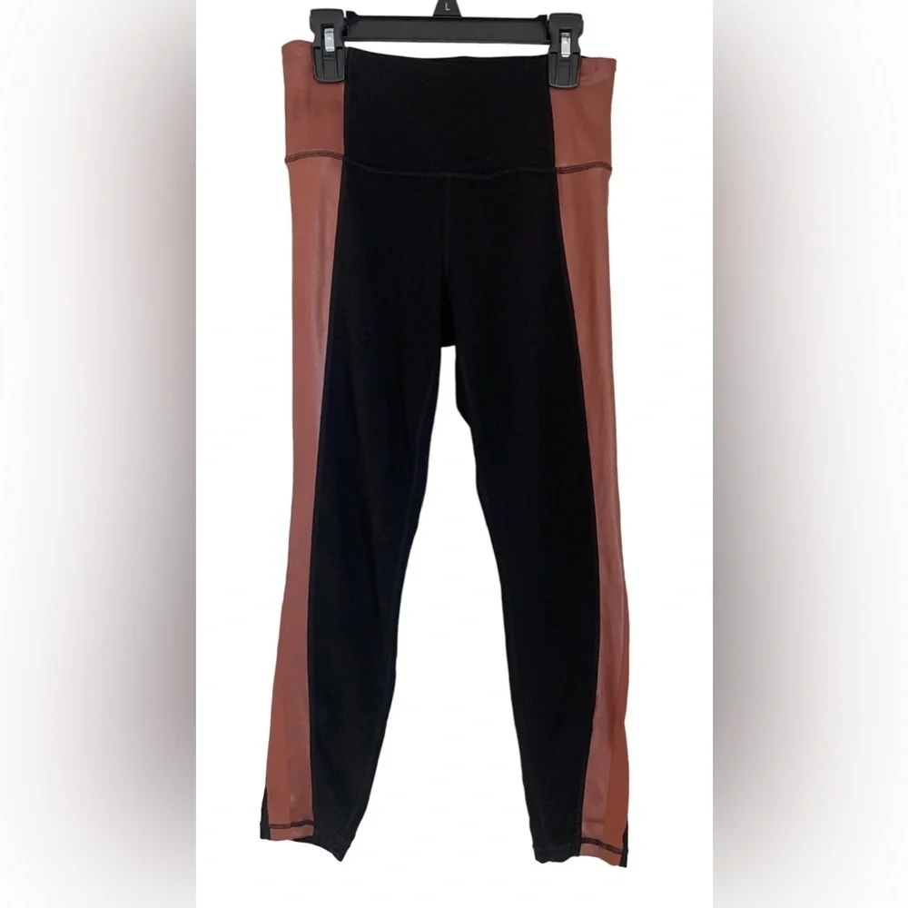 Athleta Salutation Colorblock 7/8 leggings, black and brown, size XS - Picture 1 of 5